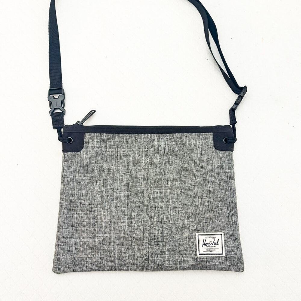 Herschel Alder Women's Crossbody Bag Travel Purse Gray Black Organizer